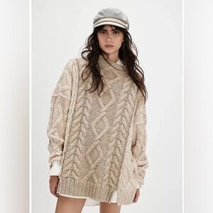 Free People Living the Dream tunic sweater size small color-oatmeal combo